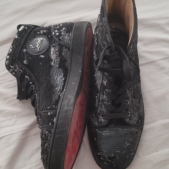 Sneakers - Picture 3 of 5